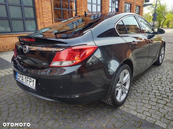 Opel Insignia 2.0 CDTI Cosmo - 10