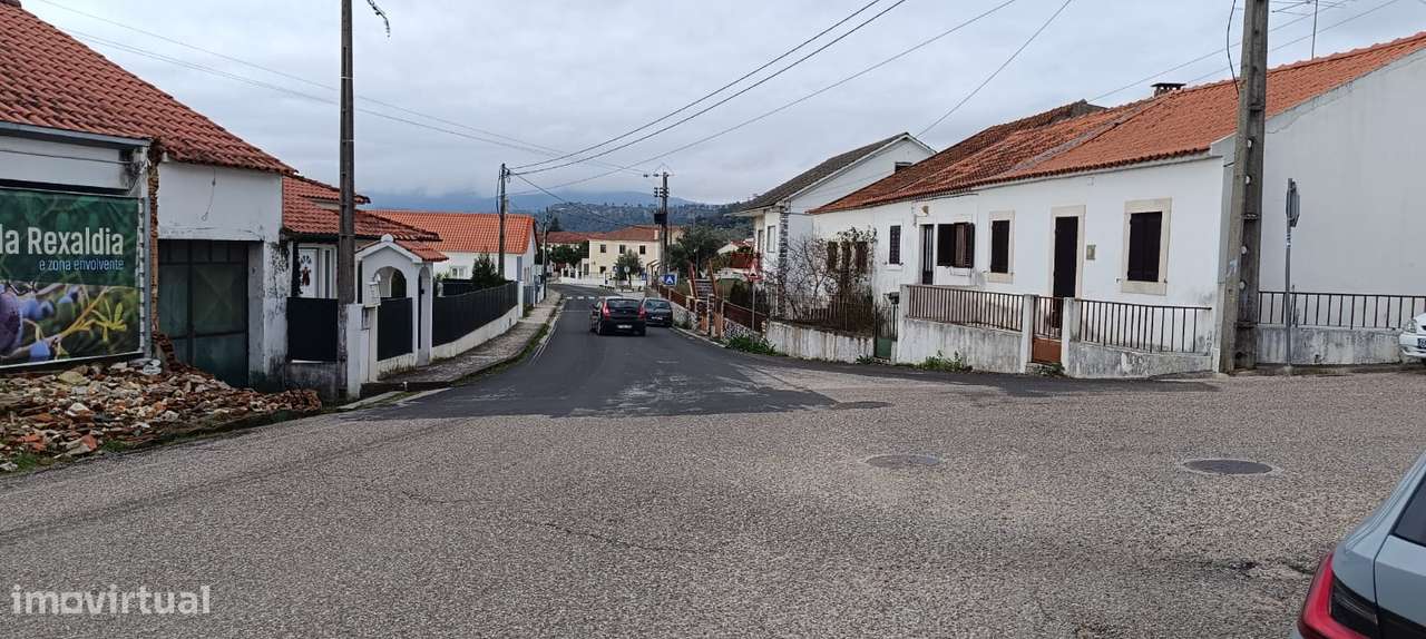 Moradia geminada T3-12