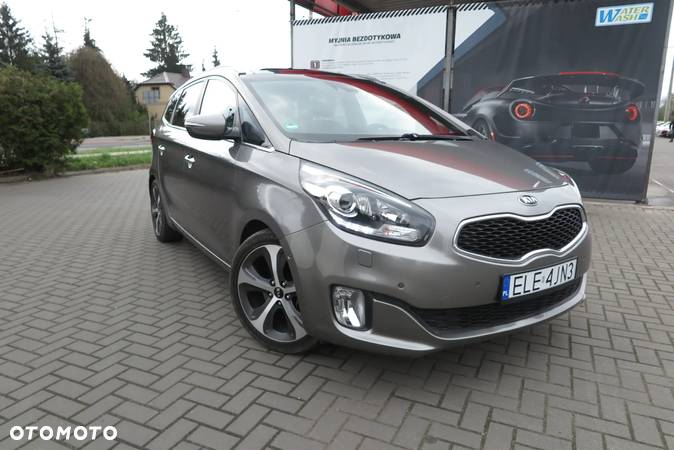 Kia Carens 1.7 CRDi XL 7os - 8