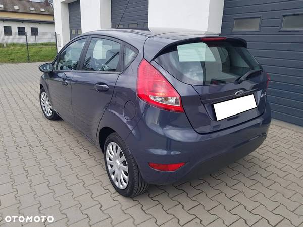 Ford Fiesta 1.25 Champions Edition - 19