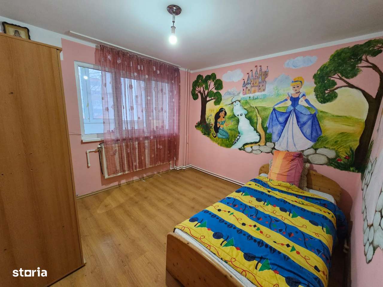 Apartament cu 4 camere in Micro 18 - Imagine principală: 4/14