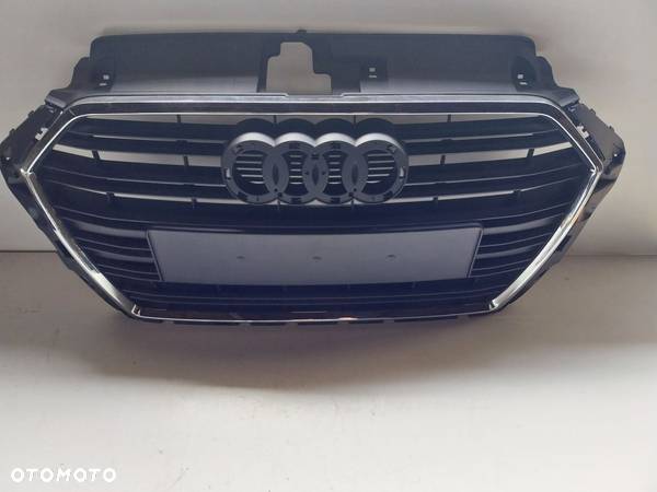 Grill atrapa chłodnicy Audi A3 8V3853651AA - 2