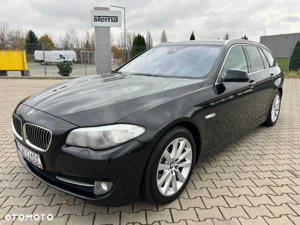 BMW Seria 5 520d Touring Luxury Line - 11