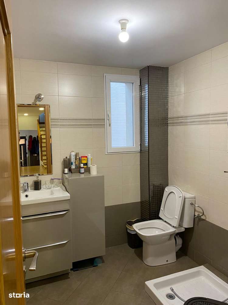 Vând Casă în Codlea.-10