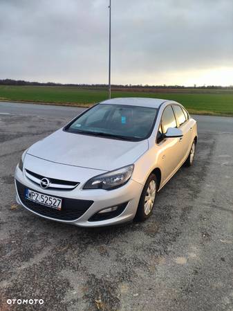 Opel Astra - 1