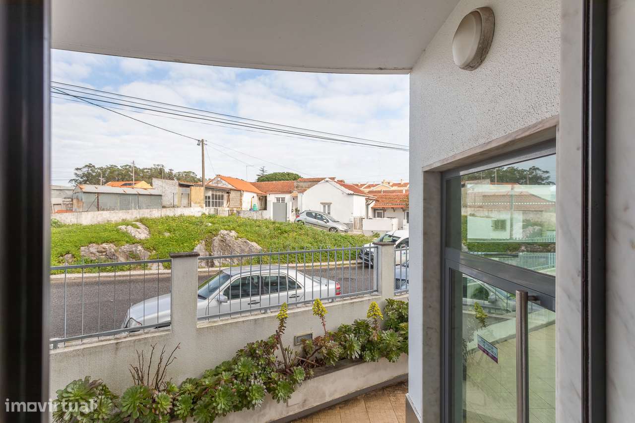 Apartamento T3 em Condomínio Privado – Abrunheira-25