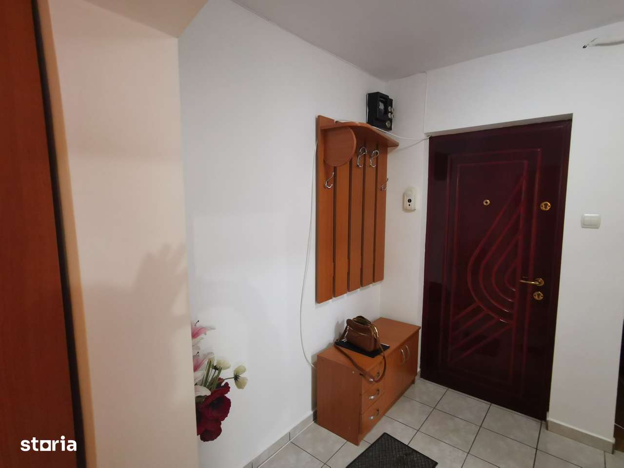 Apartament 2 camere zona Uvertura Mall etaj 1-7