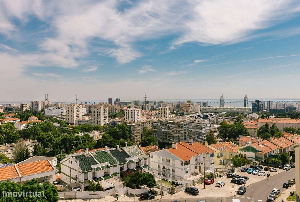 Apartamento T5 com Vista Deslumbrante sobre o Tejo – Olivais - Grande imagem: 3/35