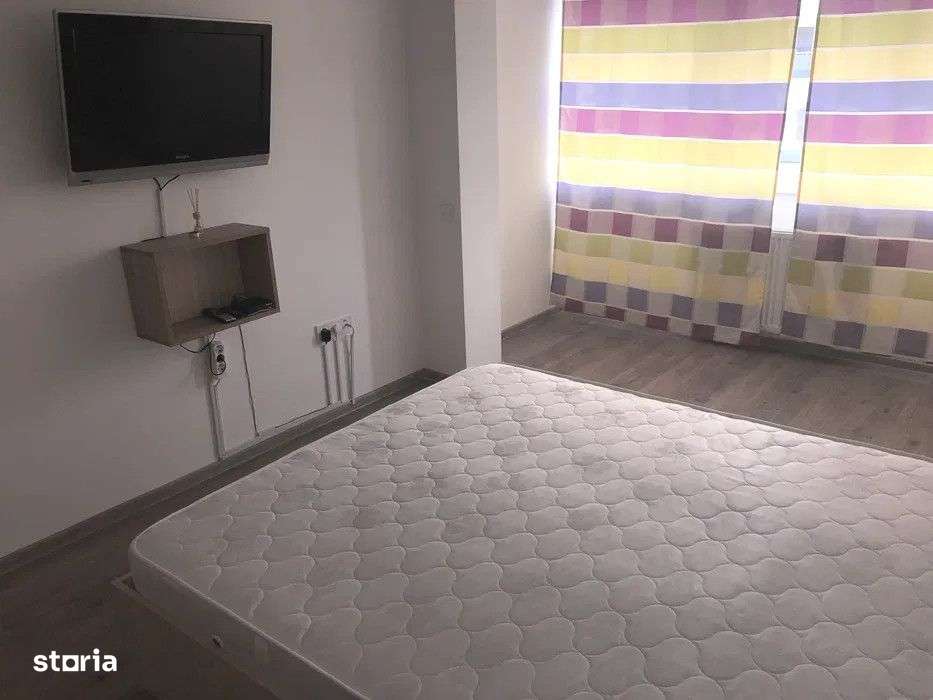 Apartament cu 3 camere, 67 mp, zona Florilor - Imagine principală: 4/8