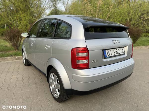 Audi A2 1.4 - 6