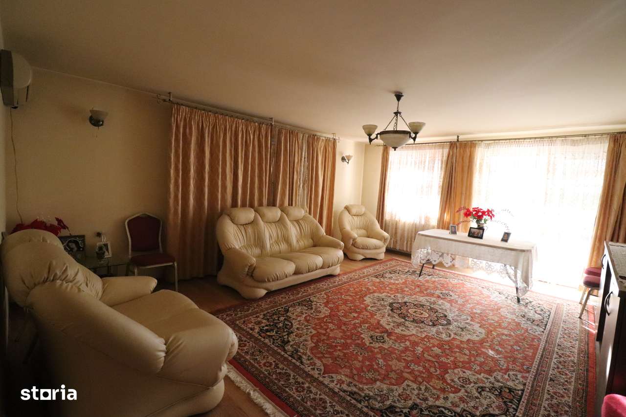 Vila individuala spatioasa cu 1500 mp teren central in Magurele-10