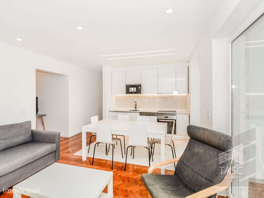 T3 em Linda-a-Velha - Grande imagem: 4/25