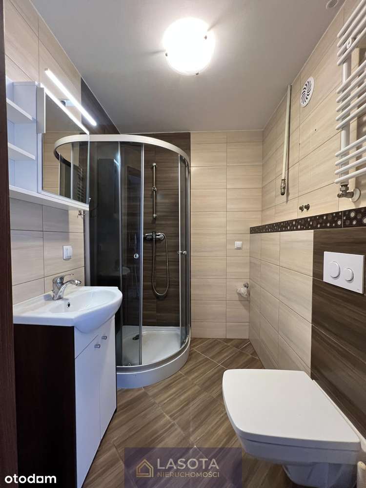 Słoneczne 3 pokojowe mieszkanie w Centrum Miasta-13