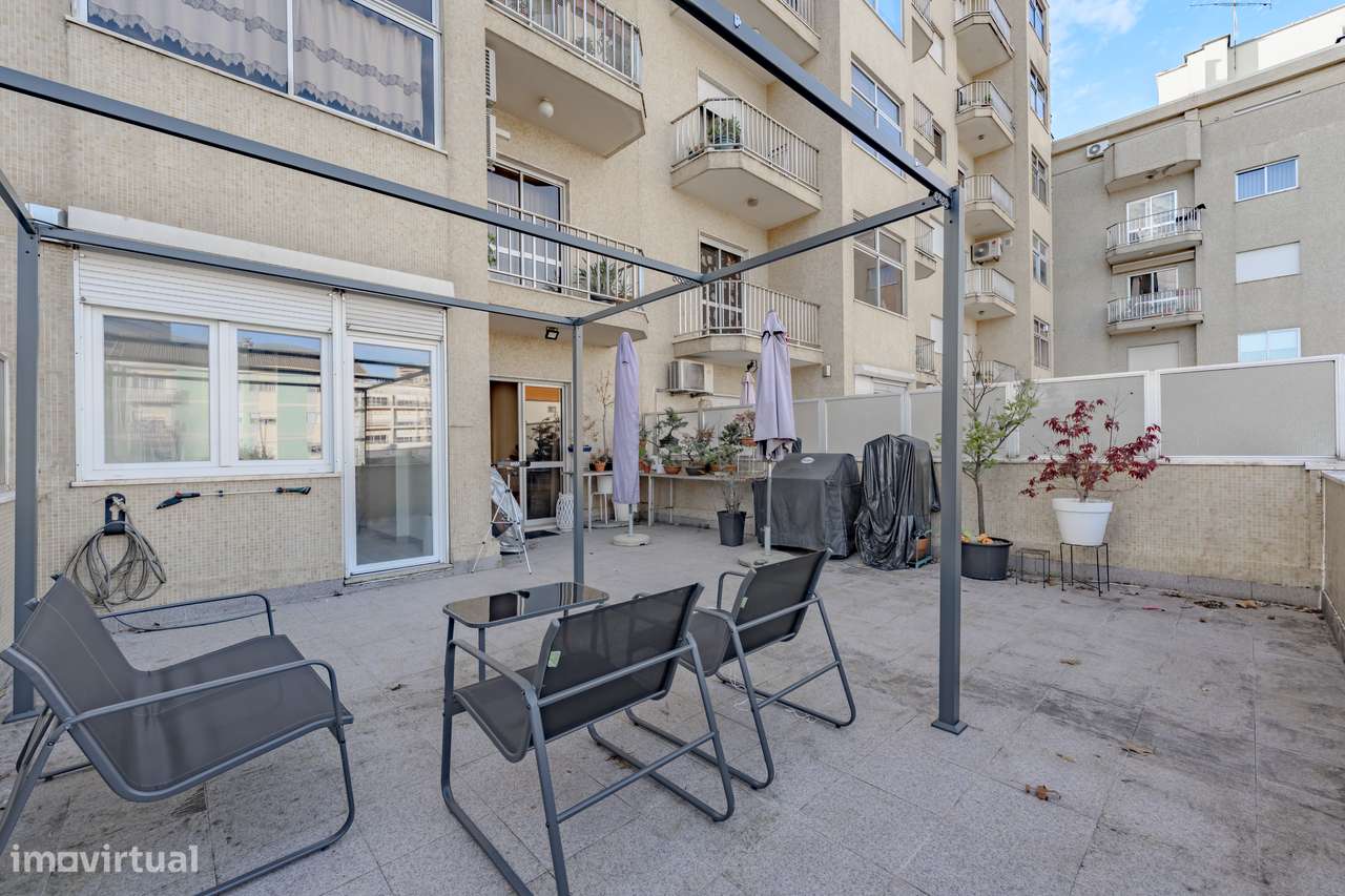 Apartamento, 115 m², Braga (Maximinos, Sé e Cividade)-13