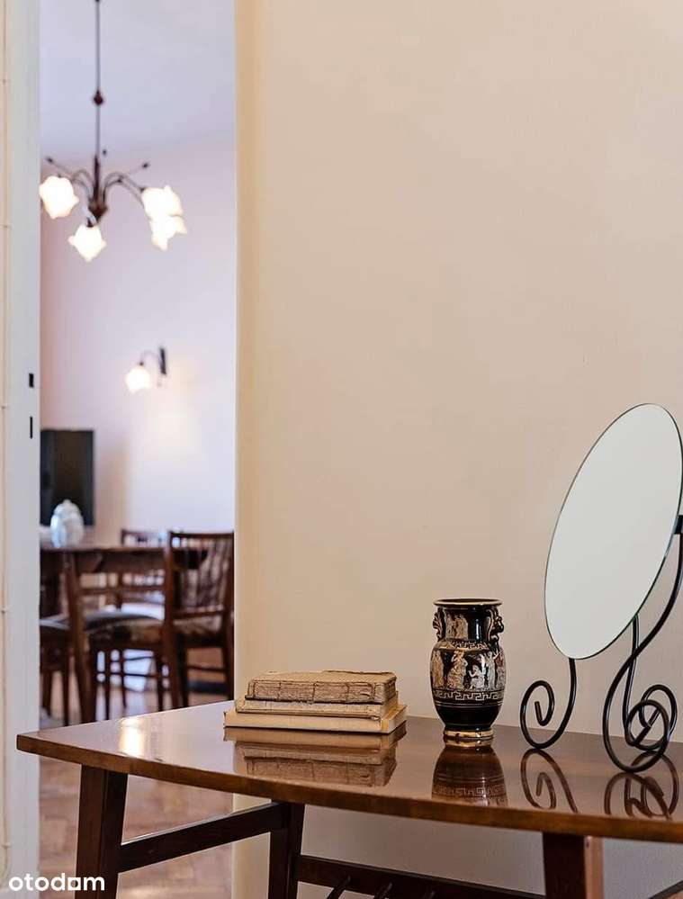 4 pokoje; 99 m² w sercu Łodzi – kamienica z CO; balkon; 3,2m wysokości-5