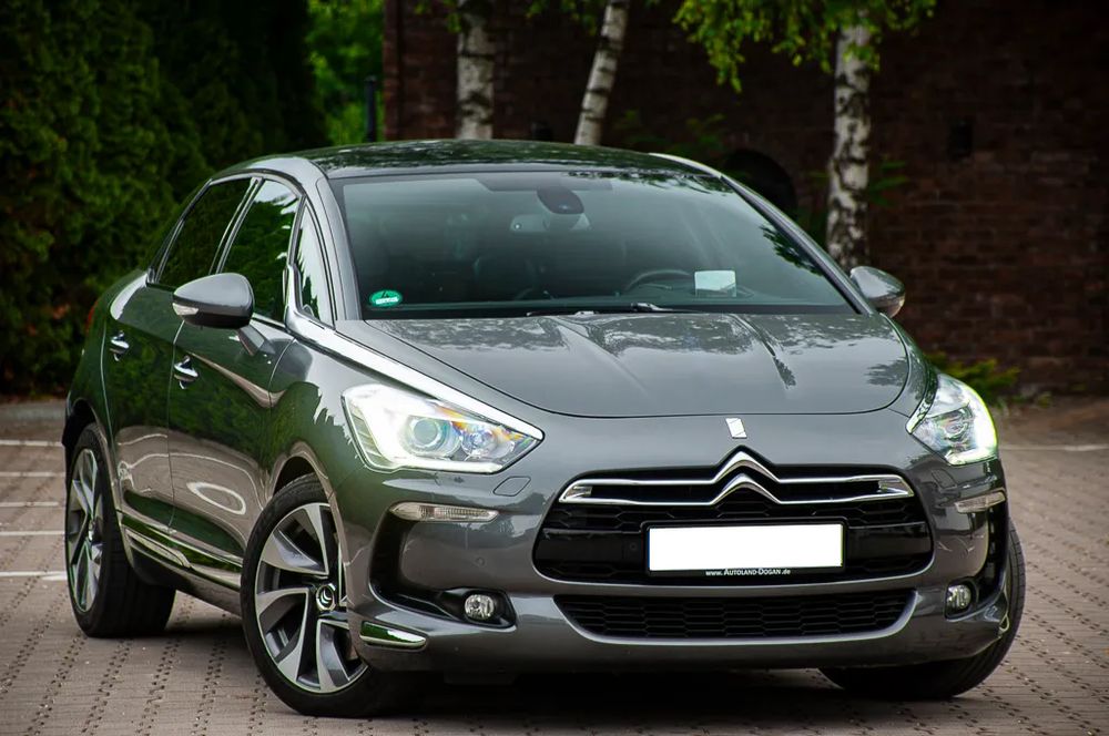 Citroën DS5 BlueHDi 180 SportChic 2012
