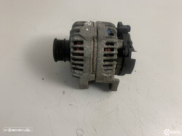 Alternador Usado OPEL ASTRA H (A04) 1.6 (L48) REF. 0 124 425 050 MOTOR Z16XER - 3