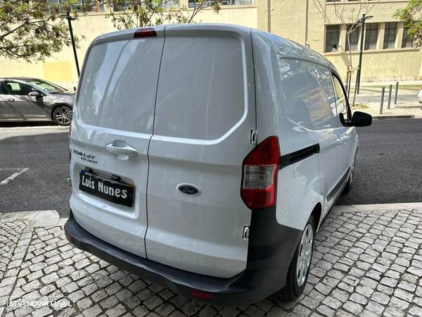 Ford TRANSIT COURIER 1.5 TDCI - 10