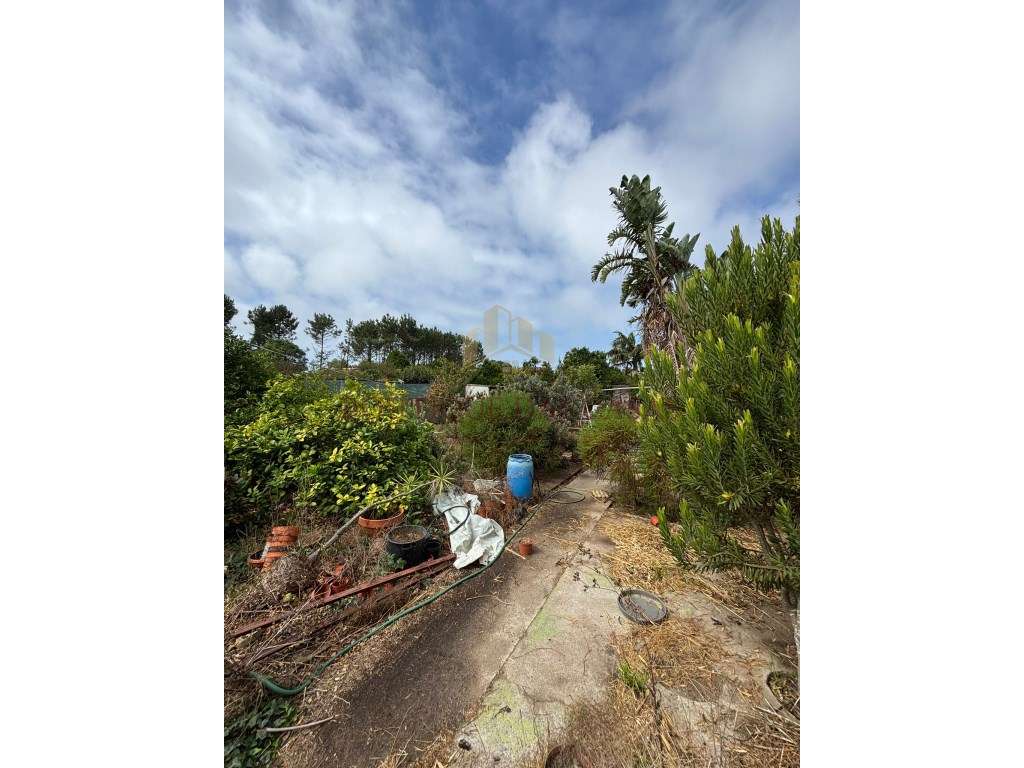 Terreno com 1120m2 em Arcozelo-6