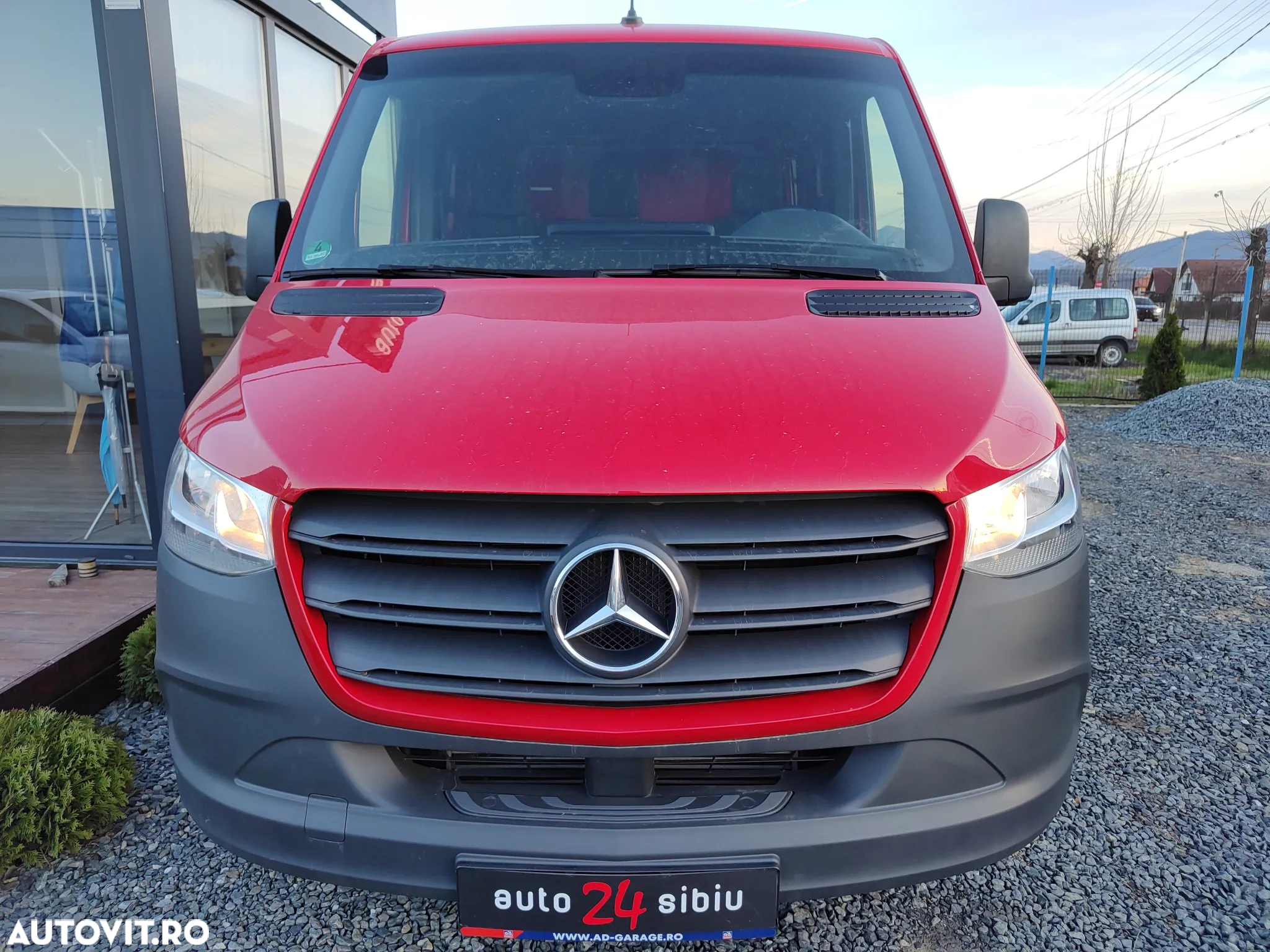 Mercedes-Benz Sprinter 7 loc. bena 2.7 m, automat 2019 - 2