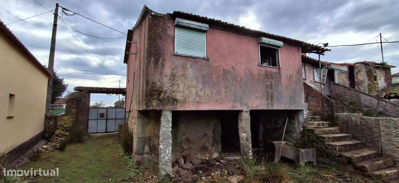 2 Moradias para Remodelação em Arão, Valença. - Grande imagem: 5/29