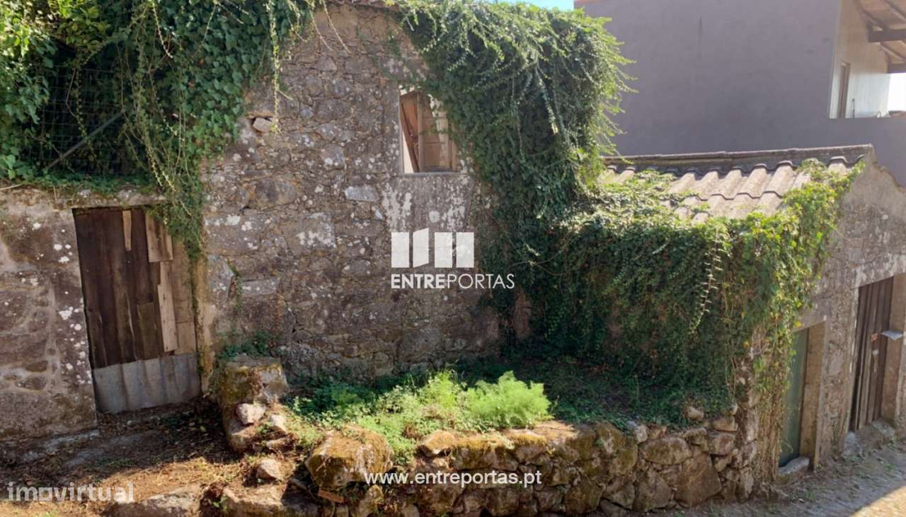 Venda de moradia em pedra p/ restauro, Areosa, Viana do Castelo - Grande imagem: 4/22