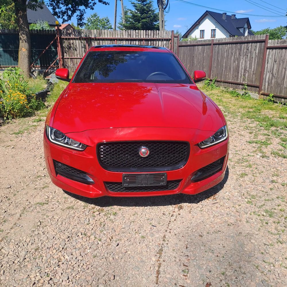 Jaguar XE 2.0 D R-Sport 2016
