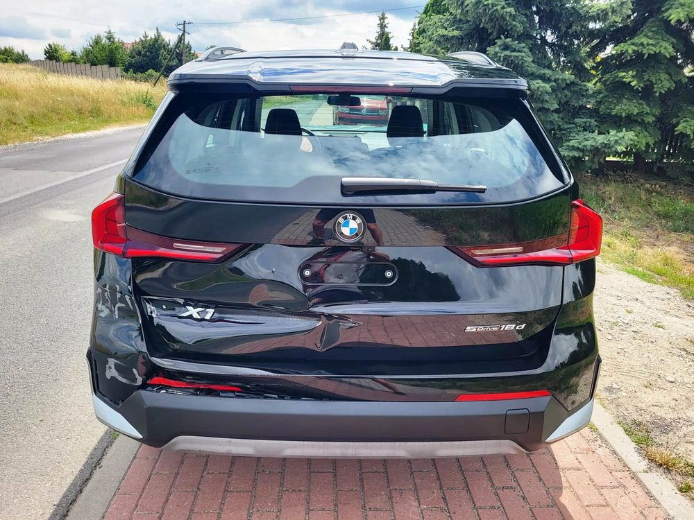 BMW X1 U11 (2022-) ver-sdrive18d-sport 2024