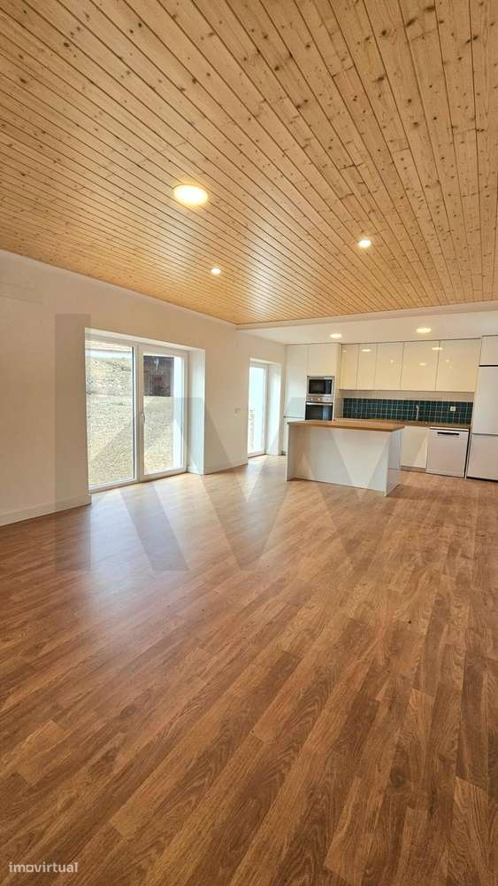 Moradia T3 nos Arredores de Santarém: O Encontro Perfeito entre Histór - Grande imagem: 5/29