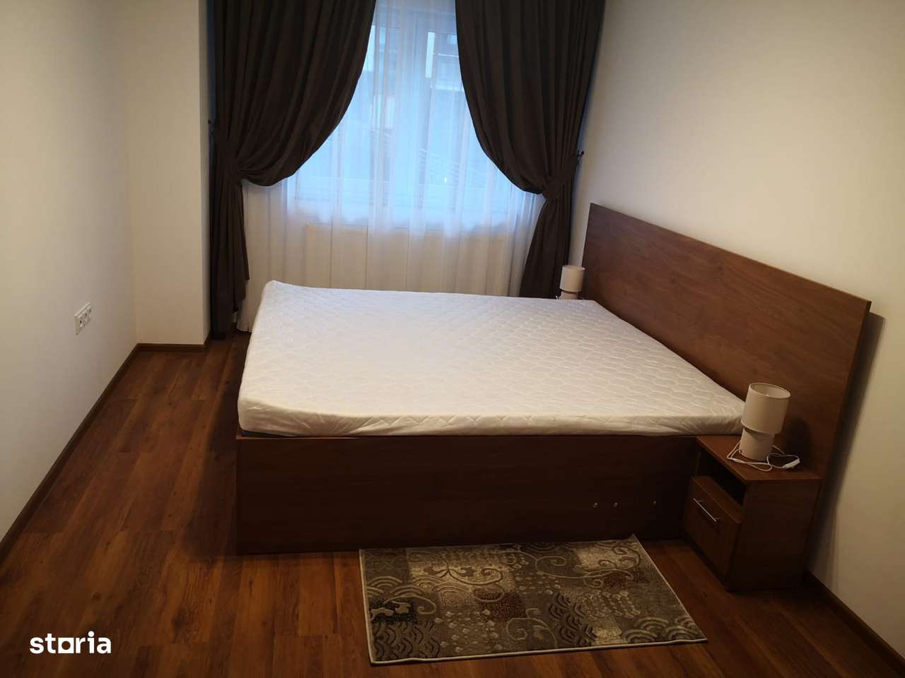 Apartament cu 2 camere structura mare zona Tractorul Coresi-5