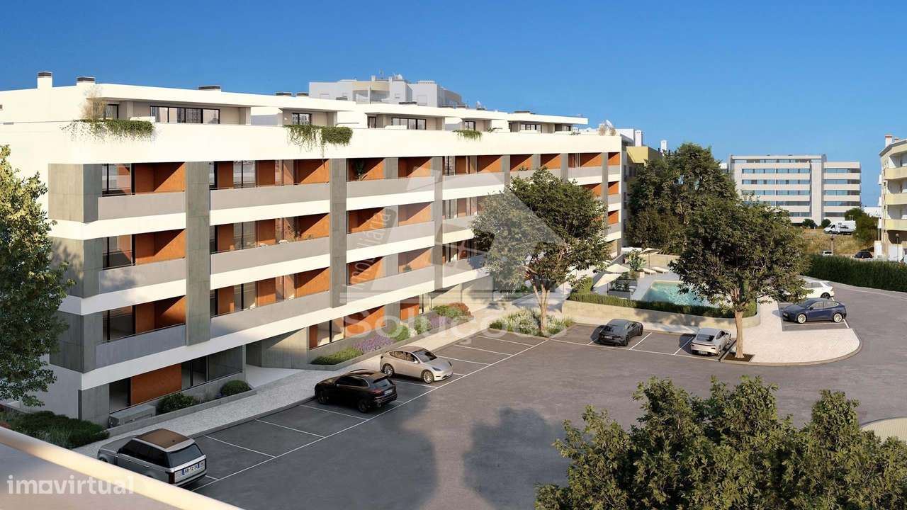 Apartamento T1+1 Localizado  a 5 Minutos da Praia de Porto de Mós em L - Grande imagem: 5/11