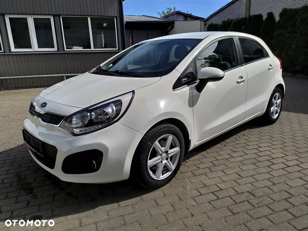 Kia Rio 1.4 ISG Dream Team Edition - 4