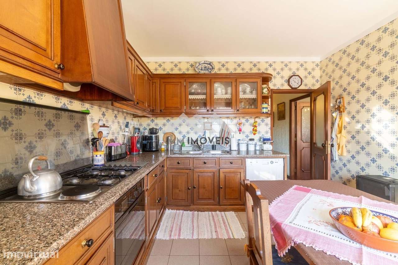 Moradia T5 | Serzedo - Vila Nova de Gaia | 4 Frentes | 2 Pisos | Jardi - Grande imagem: 5/60