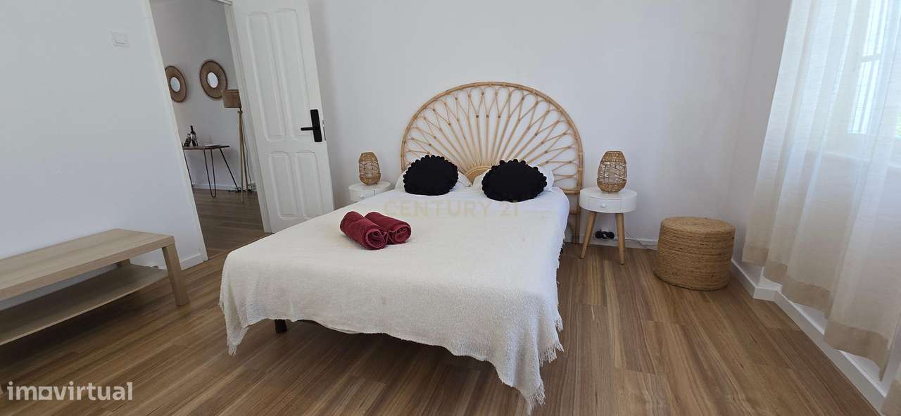 Casa de Hostel Renovada na Costa da Caparica, Almada-15