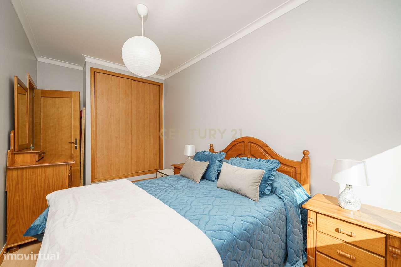 APARTAMENTO T3 COM ARRECADAÇÃO PARA VENDA EM S.SEBASTIÃO, SETÚBAL-14