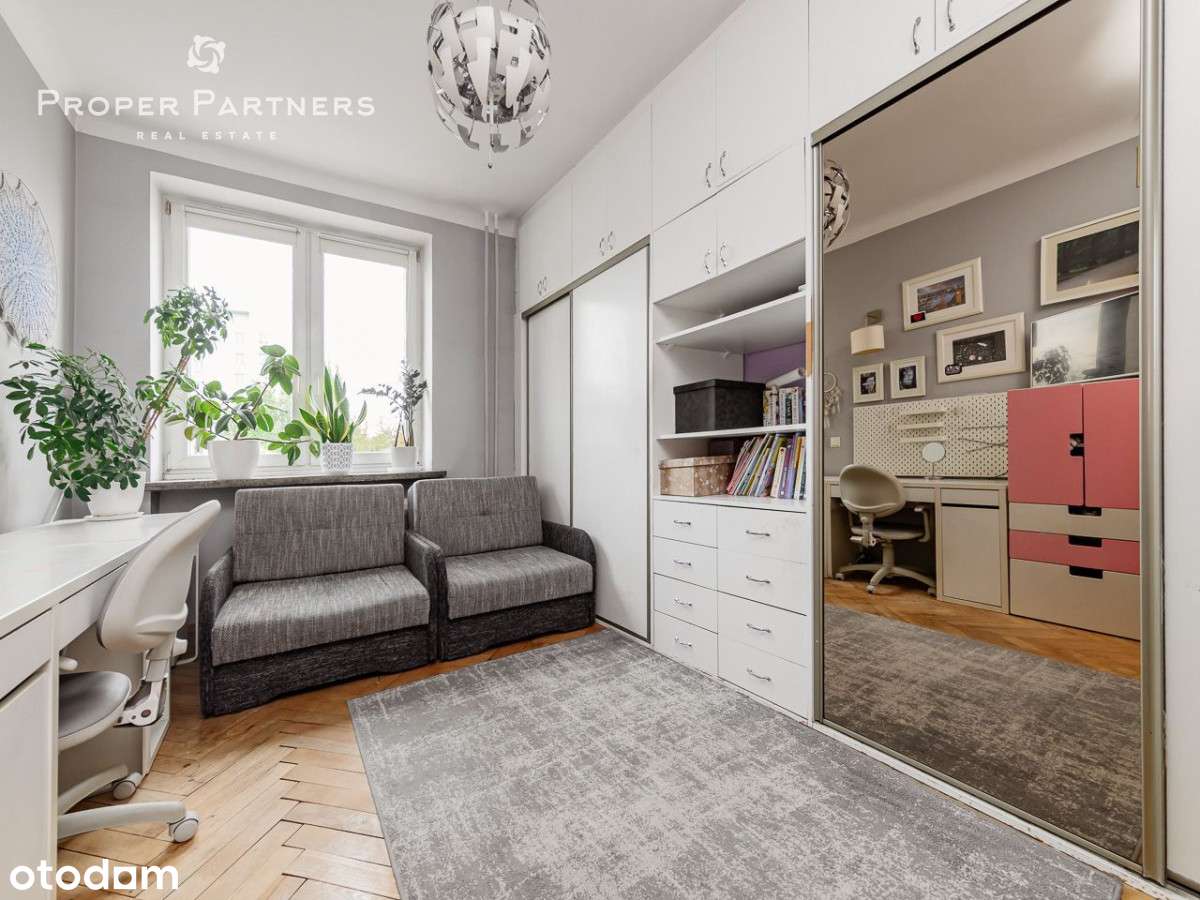 Klimatyczne, wysokie 2pok. w kamienicy, 2 piwnice-3