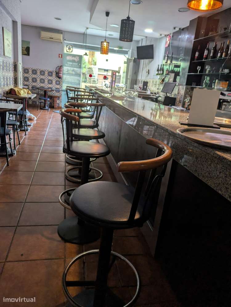 Oportunidade - Trespasse Restaurante - R. Costa Cabral - Grande imagem: 3/5