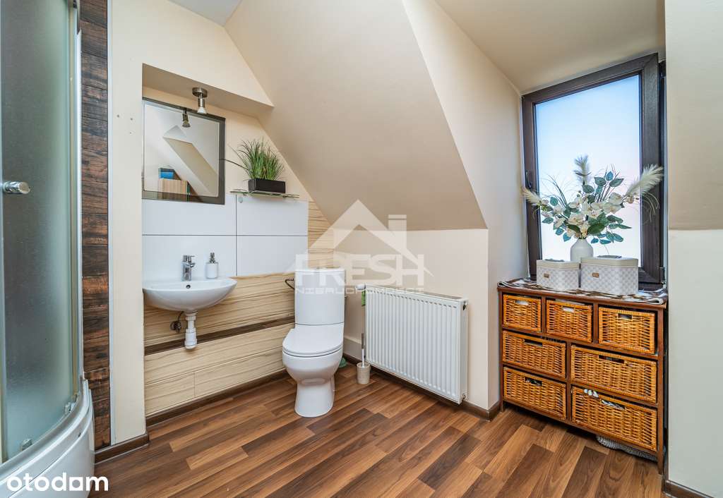 Dom po remoncie - 4 pokoje garaż ogródek Chojnice-9