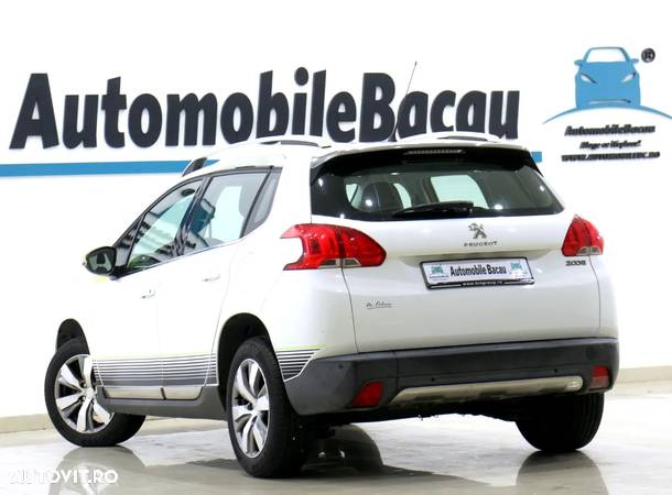 Peugeot 2008 1.2 VTi Allure - 5