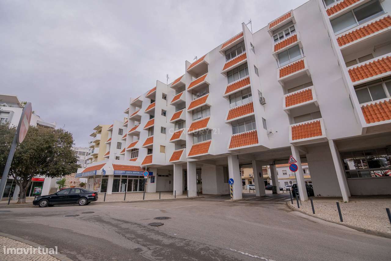 NÃO PERCA ESTA GRANDE OPORTUNIDADE! APARTAMENTO T2 REMODELADO COM GRAN - Grande imagem: 4/37