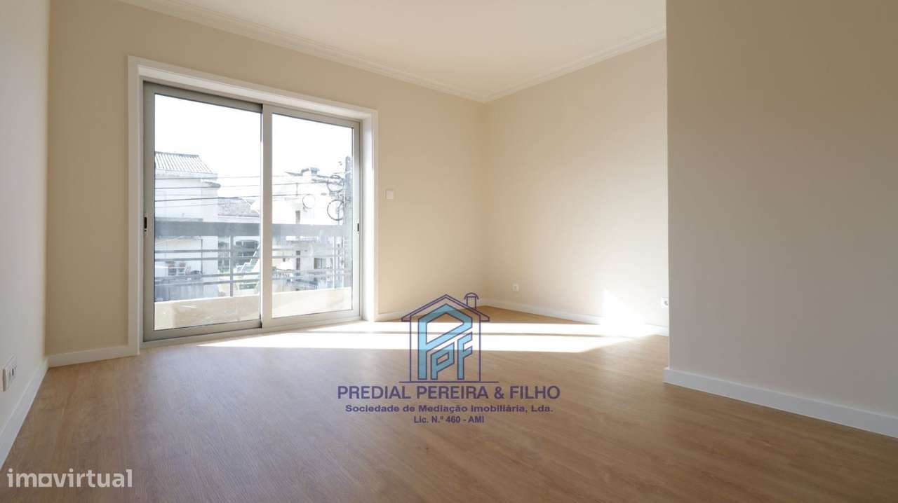 Andar Moradia T2+3 | Remodelado | Gueifães-Maia | Junto à Escola EB...-13