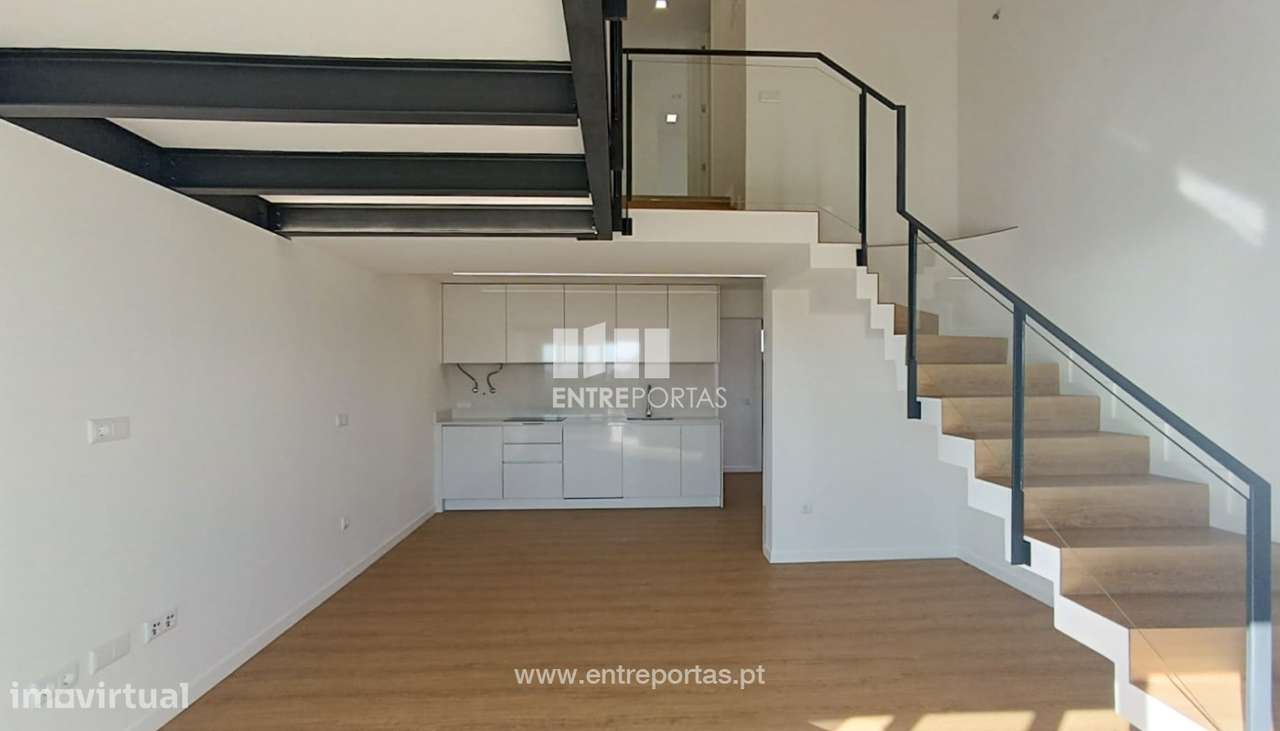 Venda de Moradia V3 em frente à praia, em Aver o mar, Póvoa de Varzi - Grande imagem: 4/23