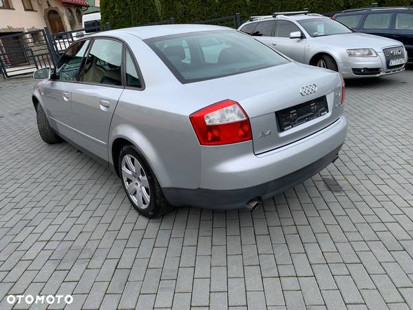 Audi A4 1.8T Quattro - 3