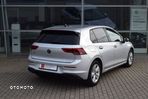 Volkswagen Golf VIII 1.5 eTSI EVO Life DSG - 8