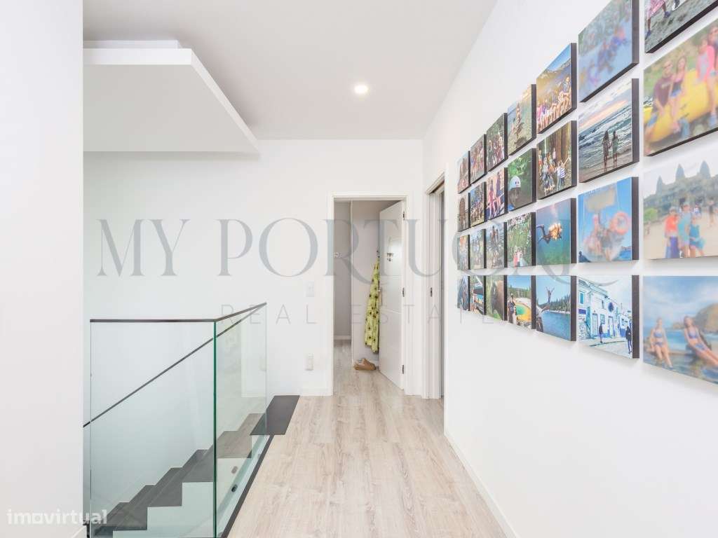 Uma Moradia com Vistas Deslumbrantes de Mar e Vale-17