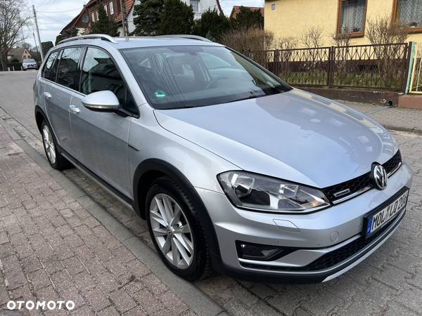 Volkswagen Golf Alltrack 2.0 TDI 4Motion BlueMotion Technol - 4