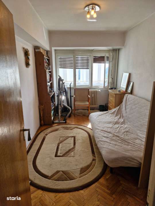 Vanzare apartament 3 camere ion Mihalache, piata 1 mai - Imagine principală: 2/6