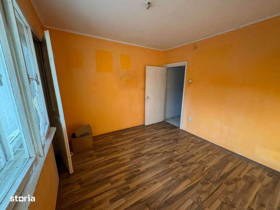 Apartament 3 camere – 67 mp, semidecomandat – Mic. 16, Str. Astro-1
