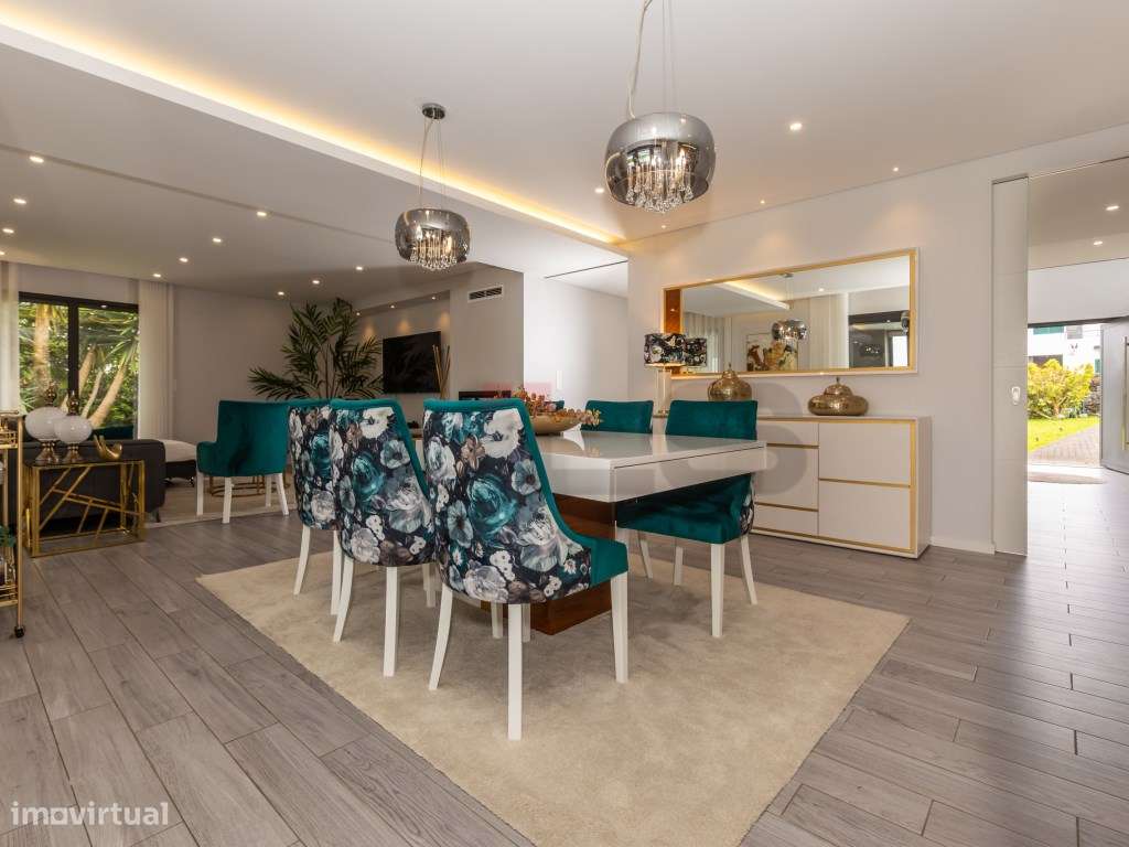 Refúgio Moderno com Vista e Design no Pico da Pedra, Ilha de São Mi...-14