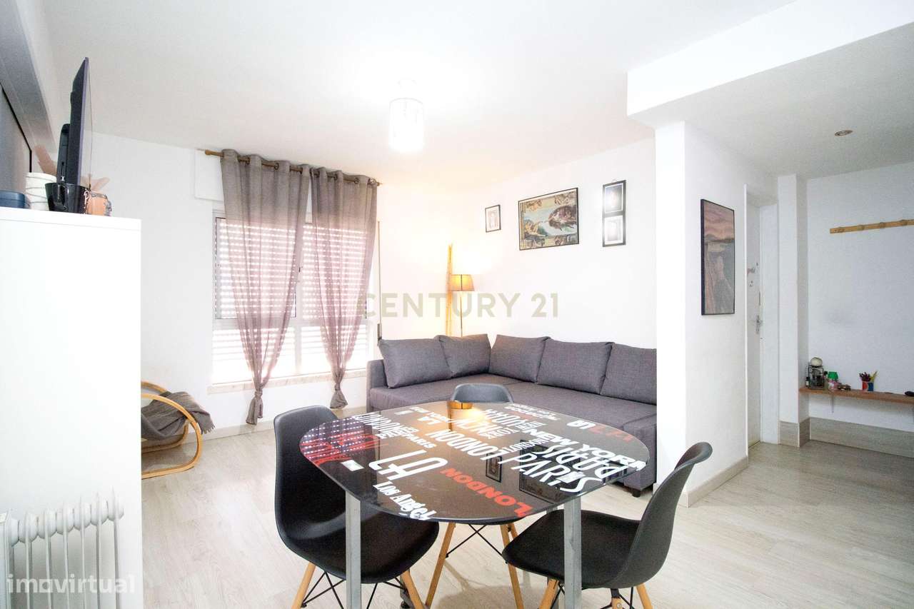 Apartamento T2 em Setúbal-1